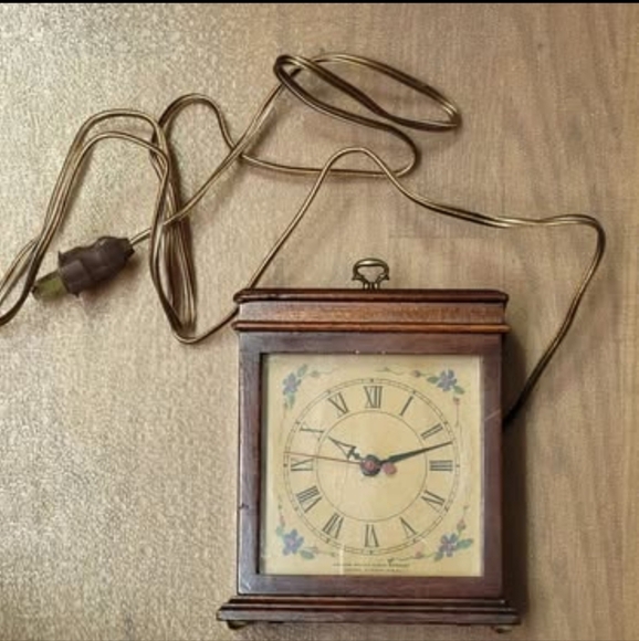 Herman Miller Other - Herman Miller electric clock